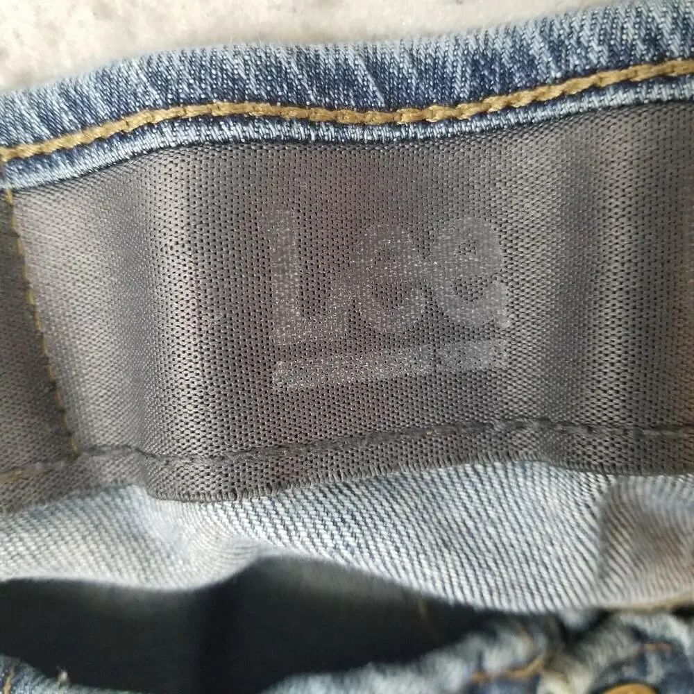 Lee brand item